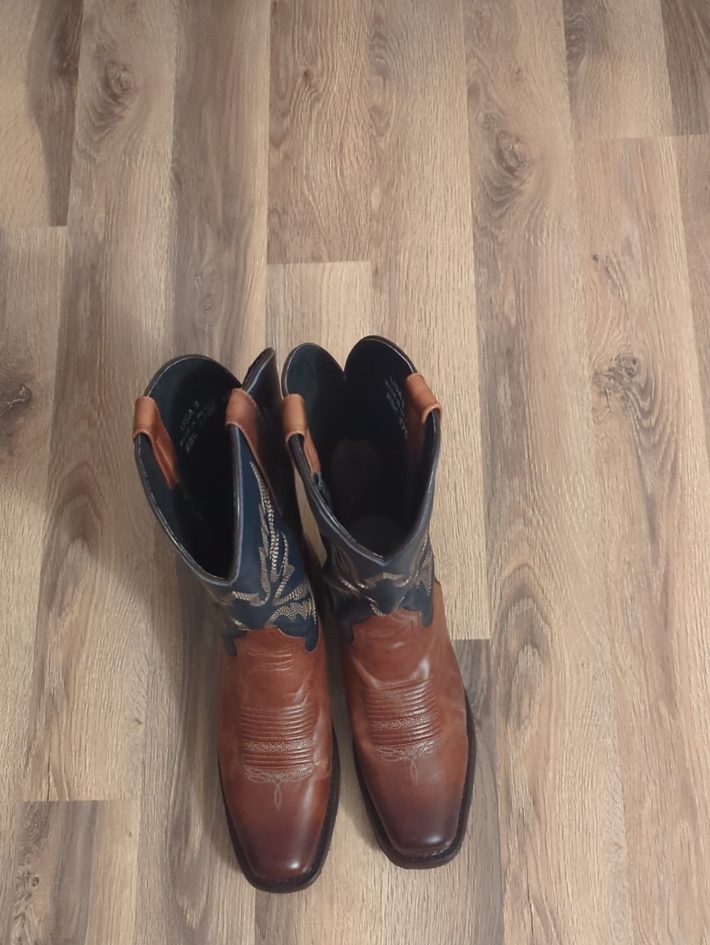 Women's Two-Tone Brown and Black Western Heeled Boots